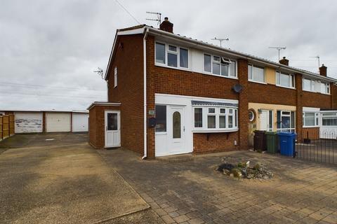 3 bedroom end of terrace house for sale, Silverdale, Stanford-le-Hope, SS17