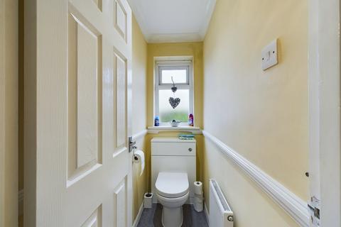 18 Silverdale, Stanford-le-hope, SS17 8BG