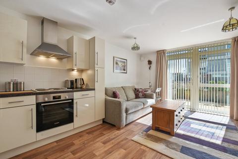 1 bedroom flat for sale, Brownell Place, London, W7