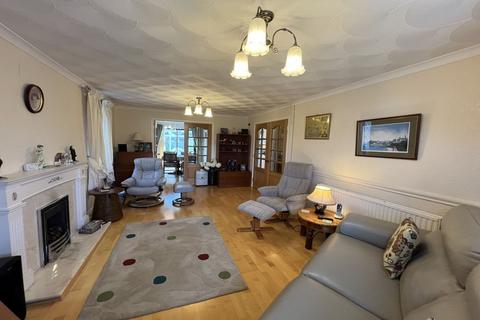 4 bedroom detached house for sale, Plas Derwen View, Abergavenny, NP7