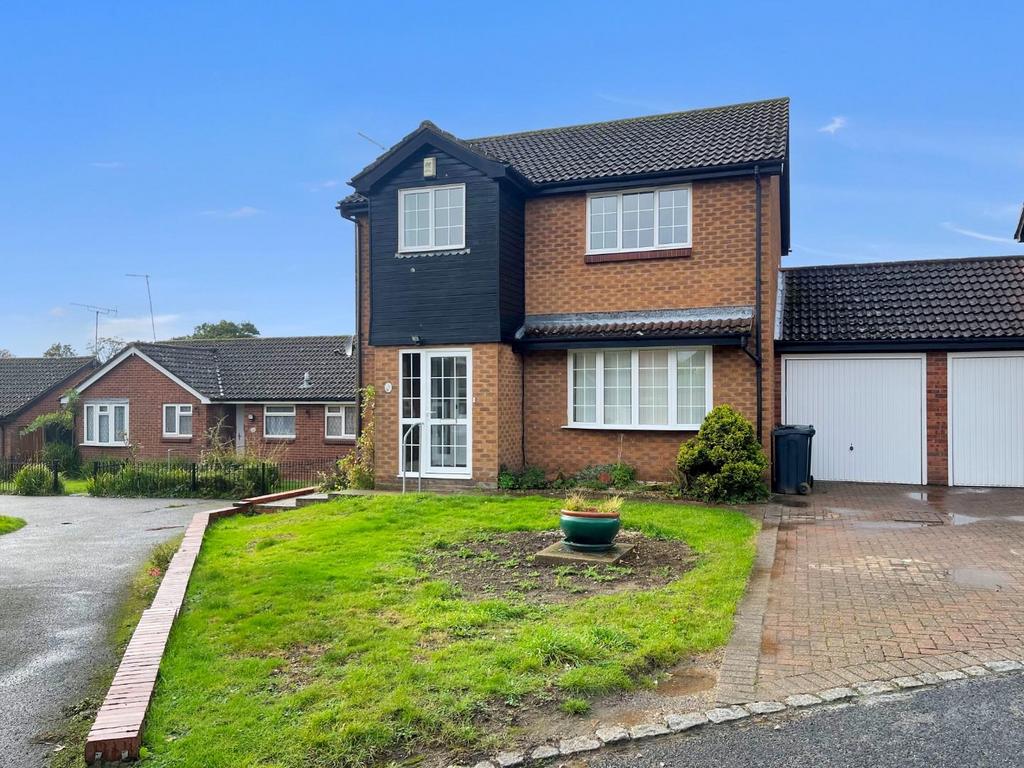 Broadhurst Drive, Kennington, Ashford... 4 bed house for sale £425,000
