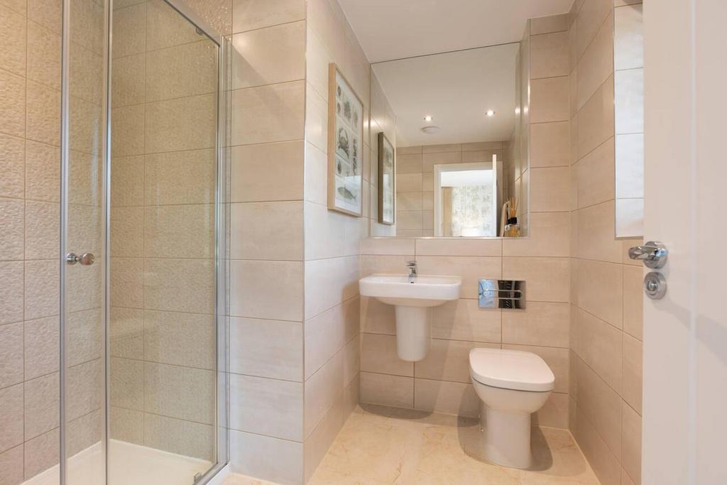 Phil ensuite.jpeg