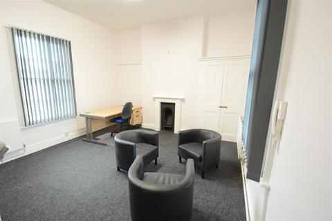 Office to rent - Blossom Street, York