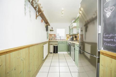 2 bedroom terraced house for sale, Bruces Wharf Road, Grays