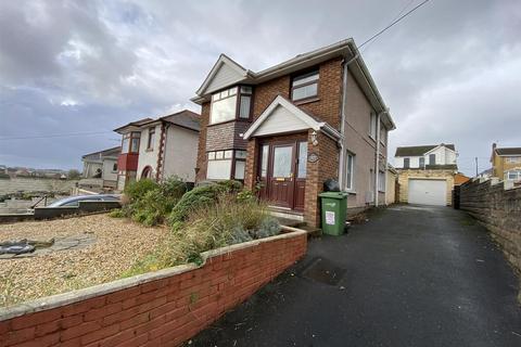 3 bedroom detached house for sale, Maes Yr Haf, Llanelli