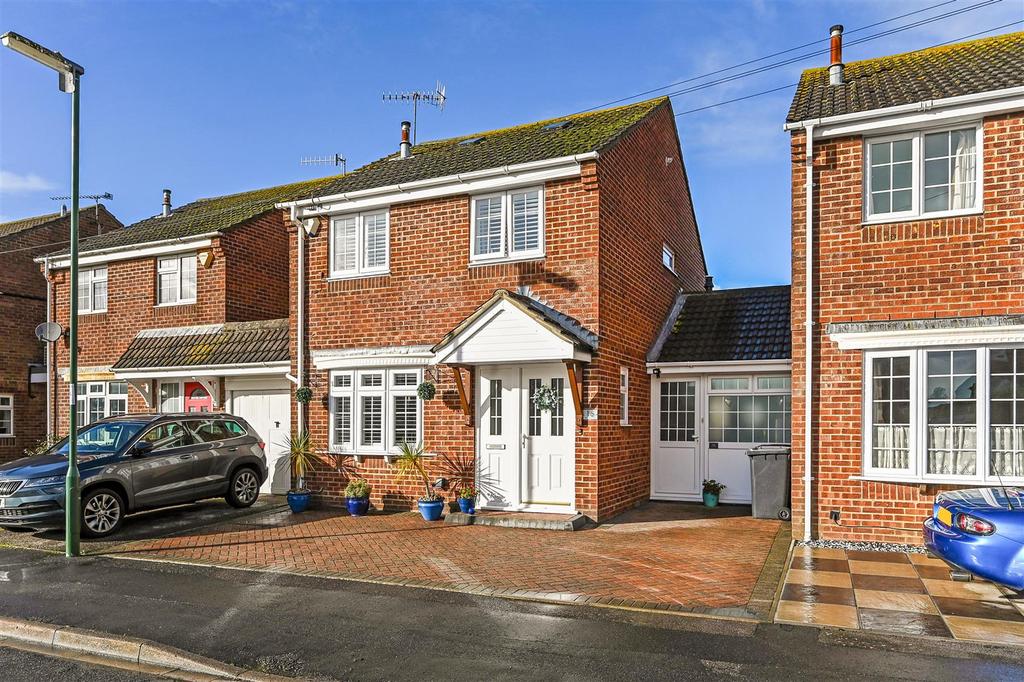 Kensington Road, Chichester 3 bed link detached house for sale £440,000