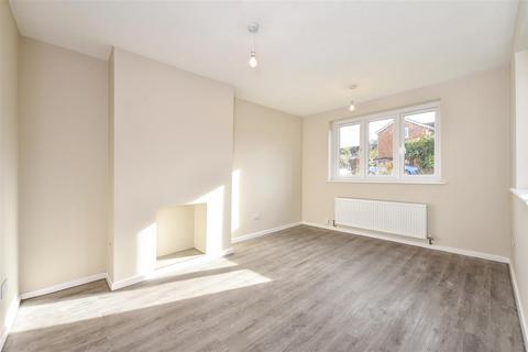13 Barcelona Close, Andover, SP10 1JQ