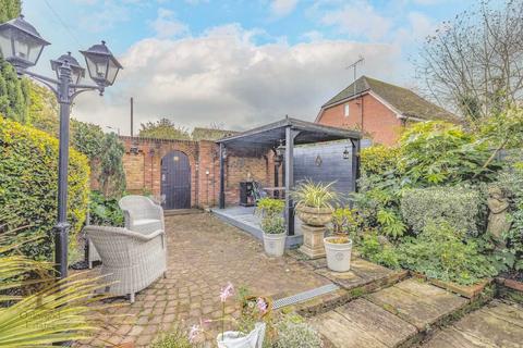 3 bedroom semi-detached house for sale, Church Lane, Wexham SL3