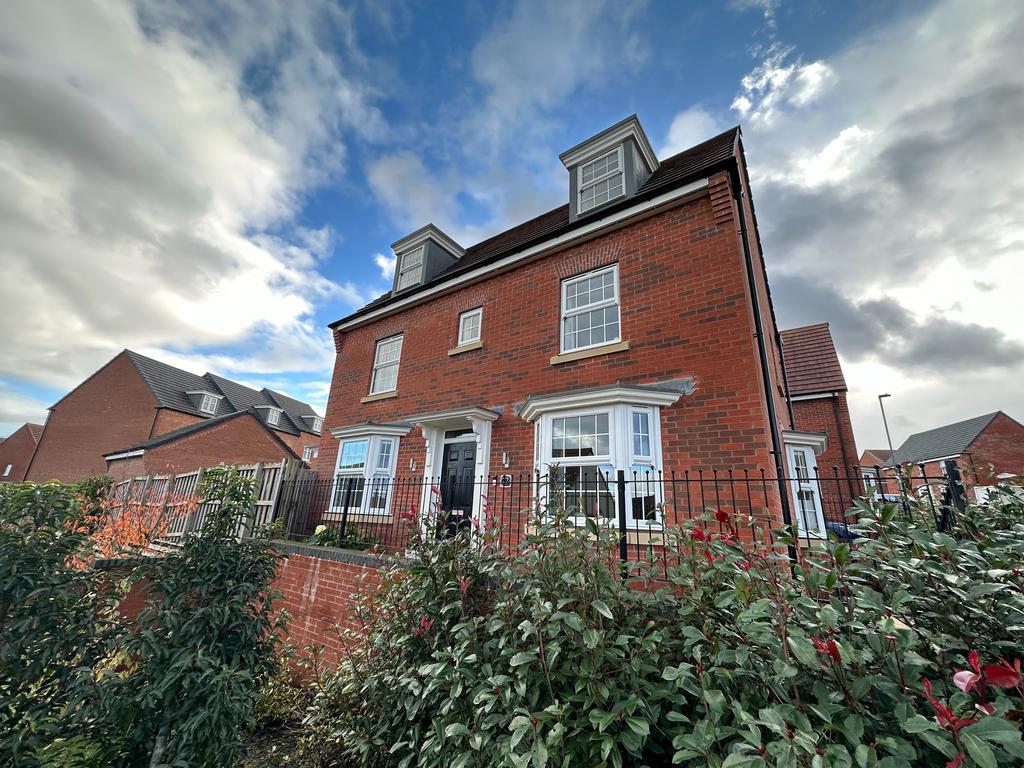 Rook Drive, Shobnall, Burton-on-Trent, DE13 4 bed detached house for ...