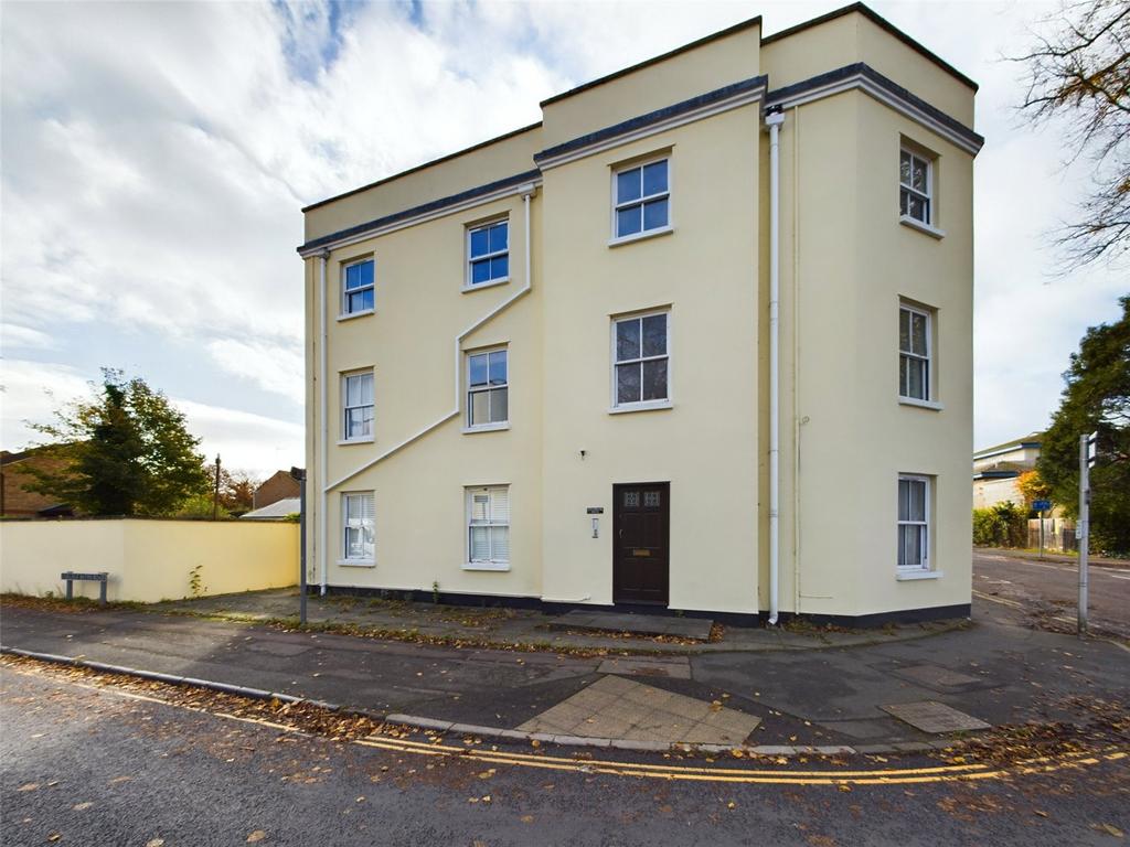 Keynsham Road, Cheltenham... 1 bed apartment for sale £120,000