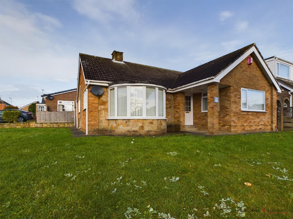 A three bedroom detached bungalow   To Let