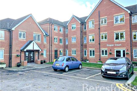 2 bedroom apartment for sale, Mavis Grove, Hornchurch, RM12