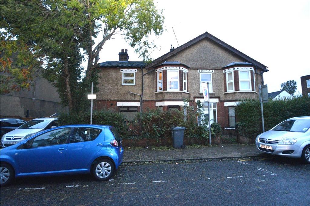 Clarendon Road, Luton, Bedfordshire, LU2 1 bed £950 pcm (£