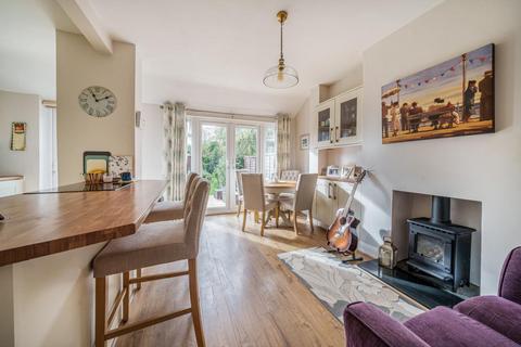 21 Chessington Way, West Wickham, BR4 9NY