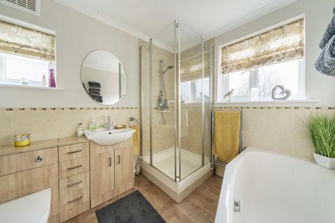 21 Chessington Way, West Wickham, BR4 9NY