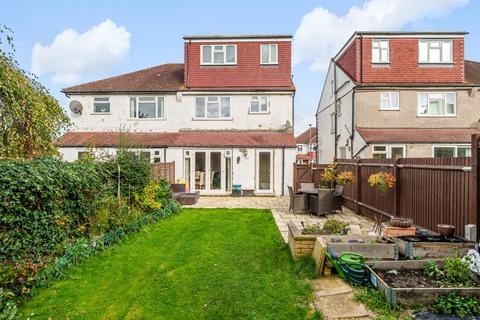 21 Chessington Way, West Wickham, BR4 9NY