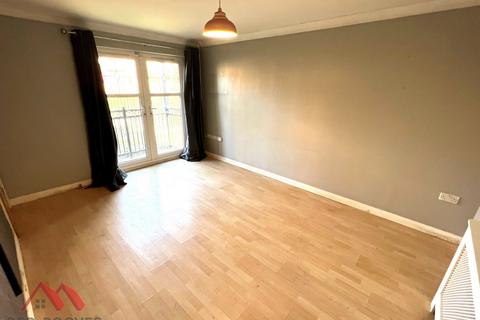 2 bedroom apartment for sale, Lanark Gardens, Halton, WA8