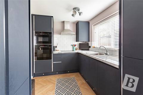 1 Sunning Hill, Northfleet, Gravesend, DA11 8AH