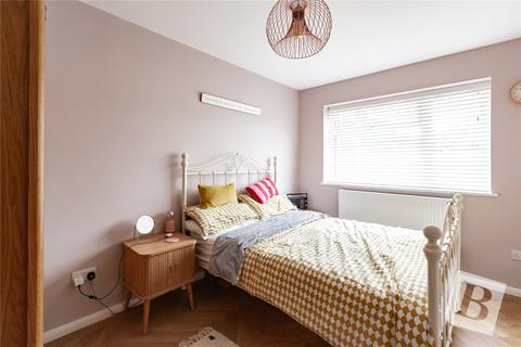 1 Sunning Hill, Northfleet, Gravesend, DA11 8AH