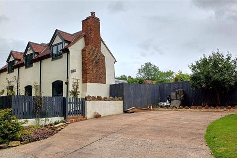 4 bedroom detached house for sale, Fern Cottage, 6 Frith Common, Eardiston, Tenbury Wells, Worcestershire