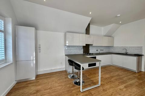 4, The Knot, 20 Beach Road, Westgate-on-sea, CT8 8AD