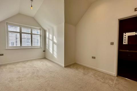 4, The Knot, 20 Beach Road, Westgate-on-sea, CT8 8AD