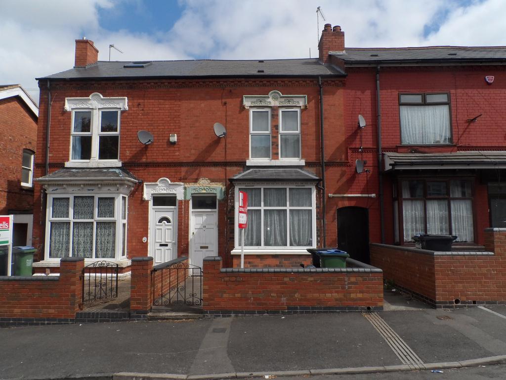 Wellington Road, Smethwick, B67 3 bed terraced house to rent £950 pcm (£219 pw)