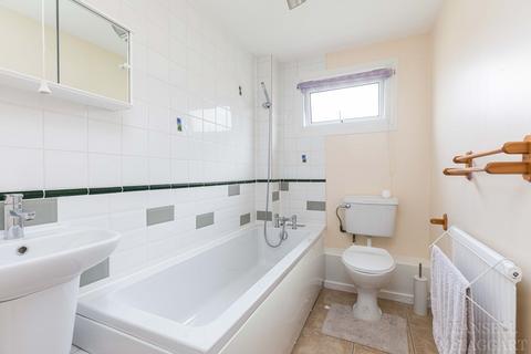 2 Bittern Close, Ifield, Crawley, RH11 0SE