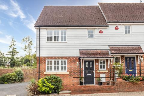 24 Winter Gardens, Crawley, RH11 8RB
