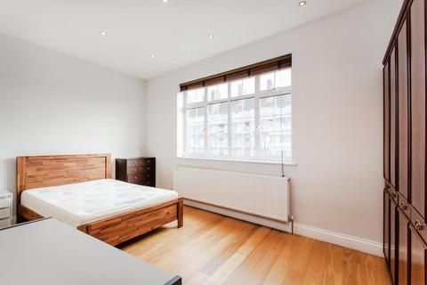 4 bedroom apartment to rent, Camden Road,, London,, N7