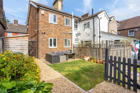 6 West Street, Crawley, RH11 8AW