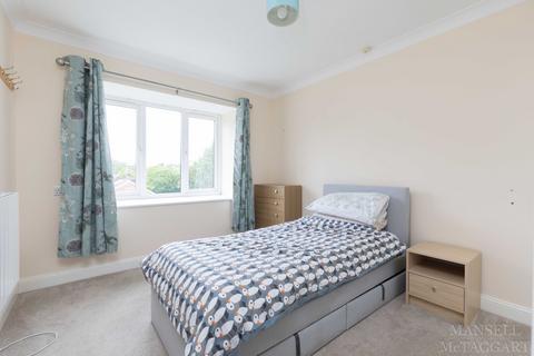 2 bedroom retirement property for sale, Brighton Road, Crawley RH11