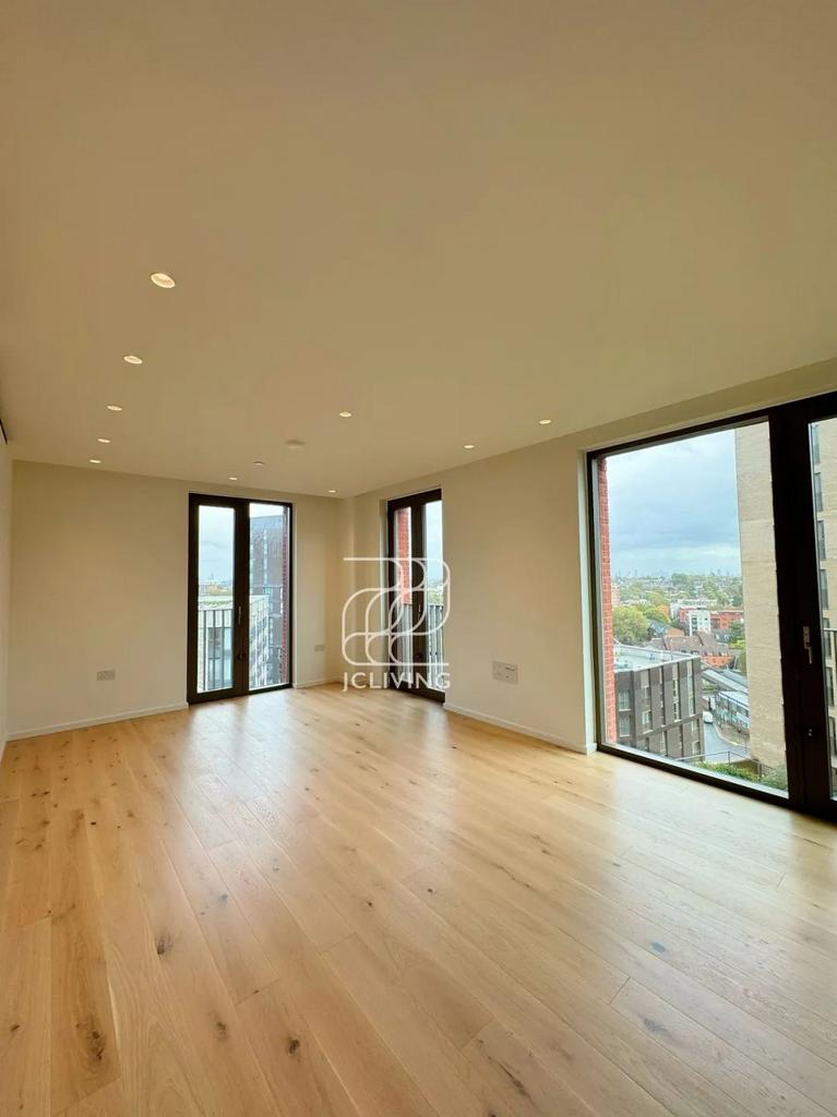 Cadence, 4 Lewis Cubitt Walk, King's Cross, Londo