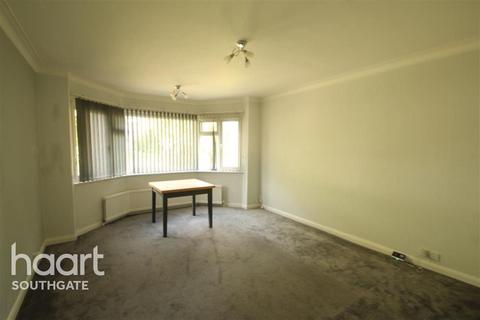 2 bedroom flat to rent - Chase Side, N14