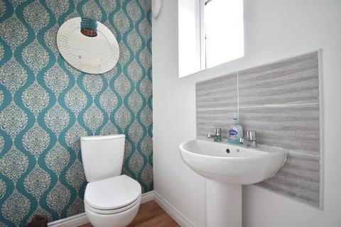 2 bedroom end of terrace house for sale - The Ashes, St. Georges, Telford, Shropshire, TF2