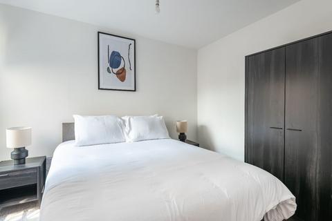 1 bedroom apartment to rent, Apartment 7, The Old Dutch Embassy, High Street, Hull, HU1 1PS