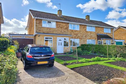 3 bedroom semi-detached house for sale - Shepherds Close, Bartley SO40