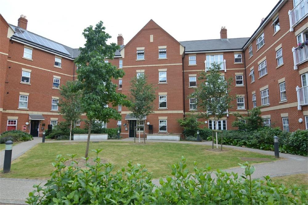Waltham House, 37 Eleanor Cross Road... 2 bed apartment £1,400 pcm (£323 pw)