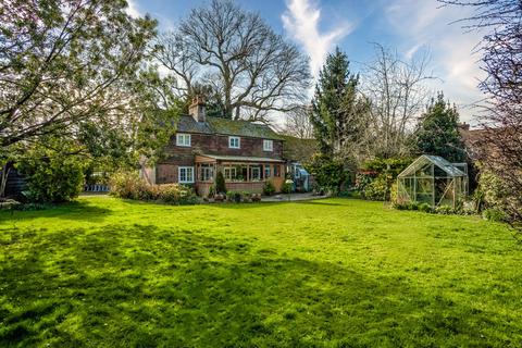 4 bedroom detached house for sale, Ifield Street, Crawley RH11