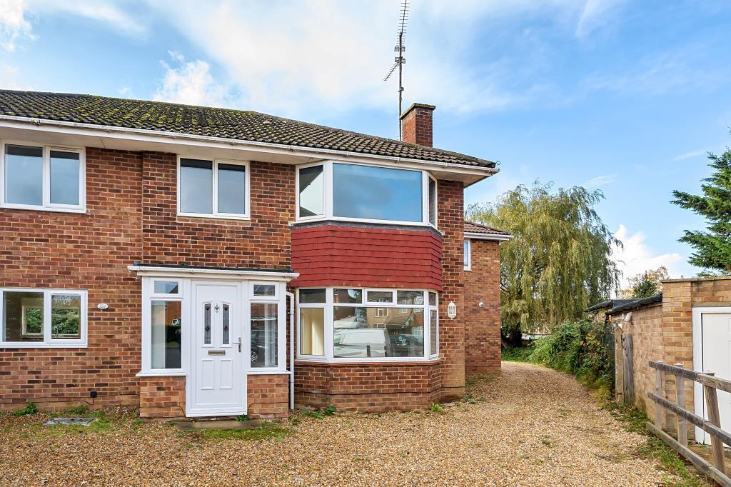 Woodley, Sought after location convenient for amenities, RG5 3 bed semi