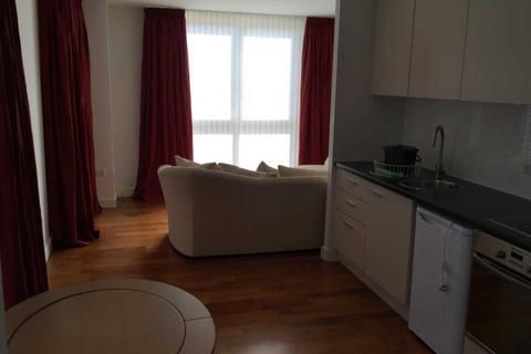 1 bedroom flat to rent - Admiral House, Newport Road, Cardiff