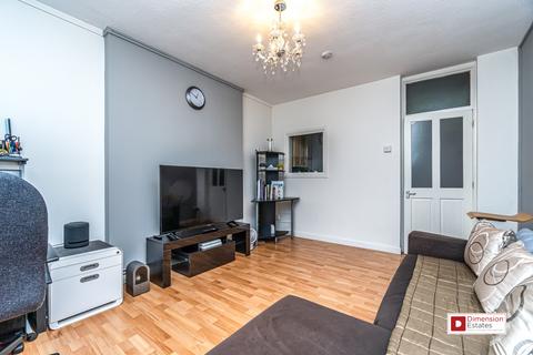 Flat 62, Wigan House Warwick Grove, London, E5 9JE