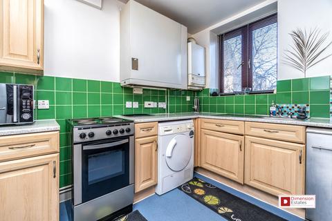 Flat 62, Wigan House Warwick Grove, London, E5 9JE