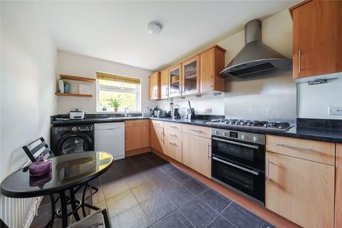 2 bedroom flat for sale, Rydens Road, Walton-On-Thames, KT12