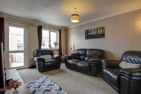 2 bedroom end of terrace house for sale, Ashmore Close, Blandford Forum