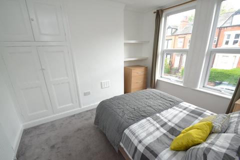 undefined, Cliff Mount, Woodhouse, Leeds, LS6