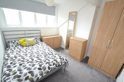 undefined, Cliff Mount, Woodhouse, Leeds, LS6