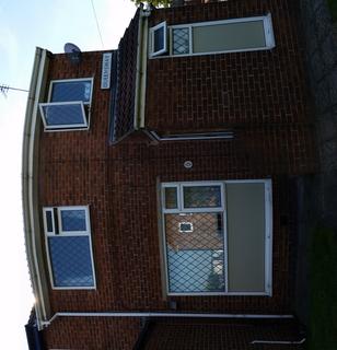 1 bedroom in a house share to rent, Normanton, WF6