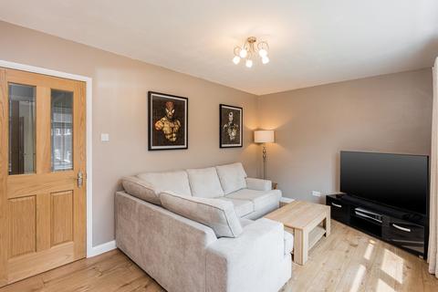 2 bedroom flat for sale - Crawley, Crawley RH11