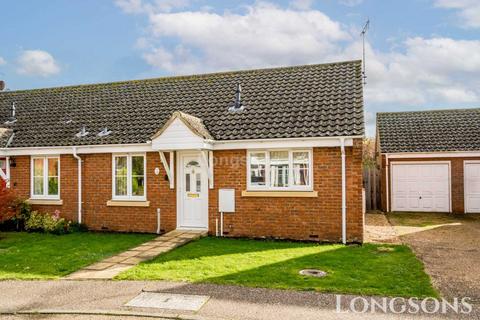 2 bedroom semi-detached bungalow for sale - Mary Shanks Close, Watton